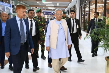 রোমের উদ্দেশে ঢাকা ত্যাগ প্রধান উপদেষ্টার
