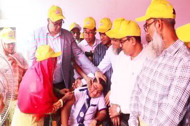 নওগাঁয় টাইফয়েড টিকাদান কার্যক্রম শুরু