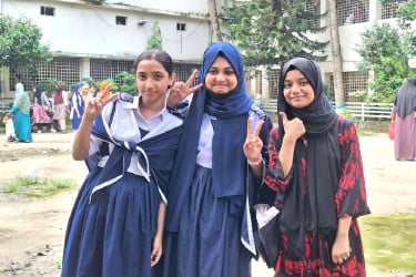ফেনীতে টাইফয়েড টিকাদান শুরু