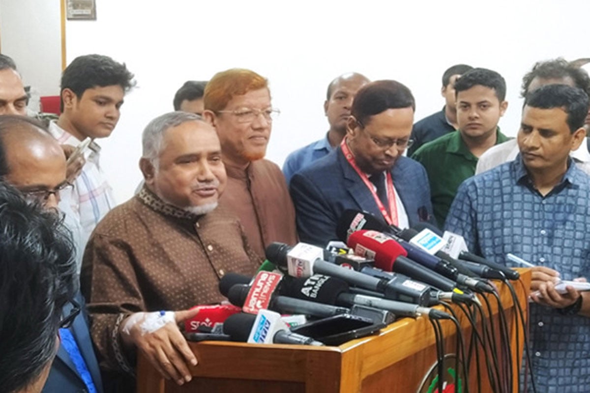 সংসদ ভোট ও গণভোট একসঙ্গে হলে আম-ছালা দুটোই যাবে: তাহের