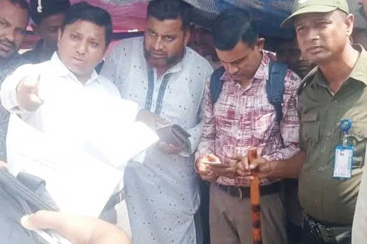চিংড়িতে জেলি পুশ করায় ব্যবসায়ীকে লাখ টাকা জরিমানা