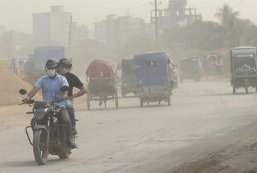 ঢাকার বাতাস আজ ‘অস্বাস্থ্যকর’, তালিকায় চতুর্থ