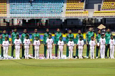 বিশ্বকাপে সরাসরি খেলার ভাগ্য নির্ধারণ করবে সামনে থাকা ২৪ ম্যাচ