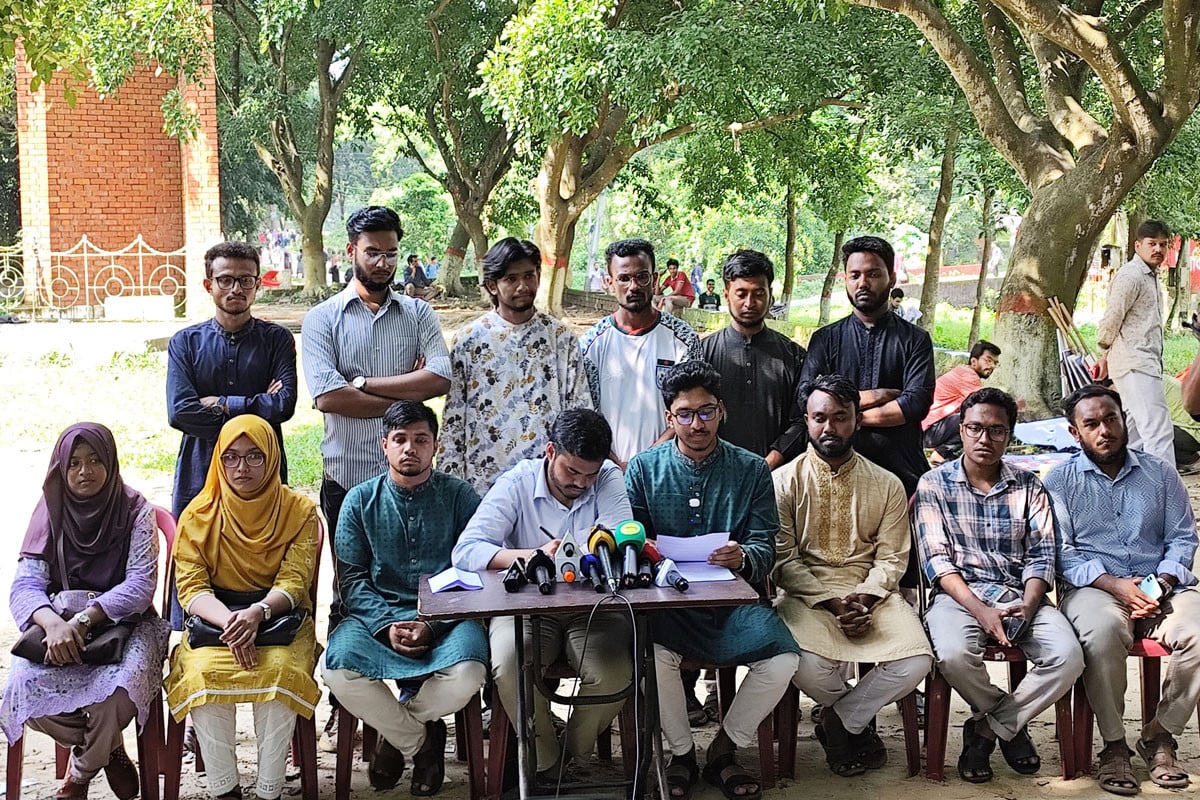 চাকসু নির্বাচনে ‘ইমার্জেন্সি রেসপন্স টিম’ গঠনের দাবি