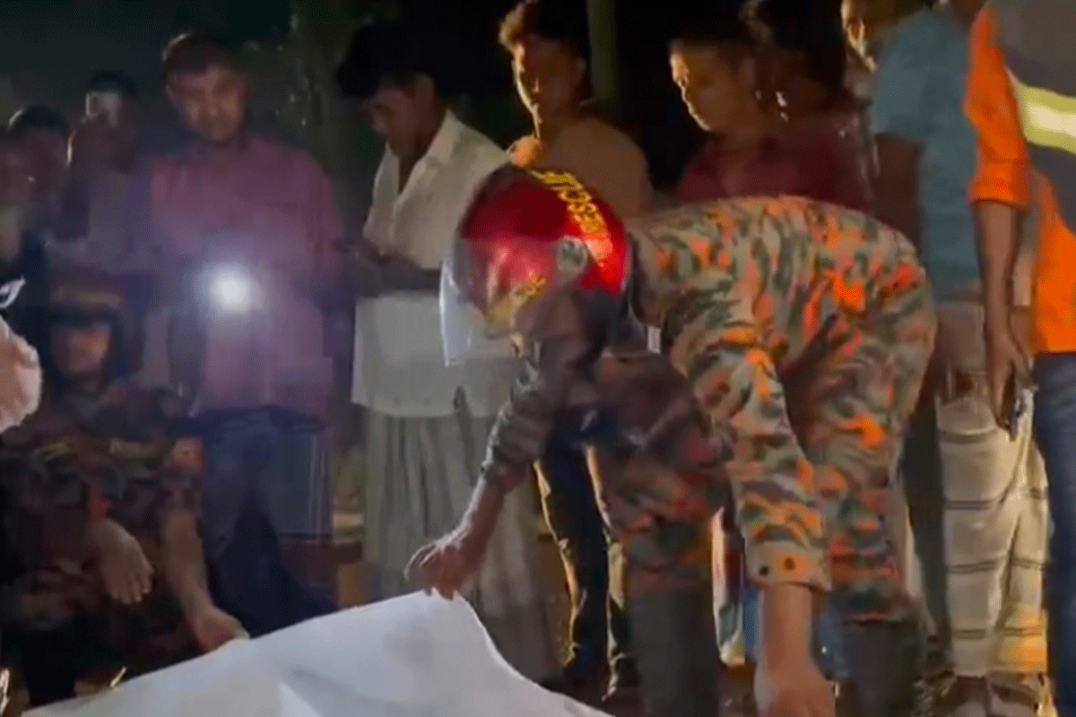 সিরাজগঞ্জে সড়ক দুর্ঘটনায় বাবা-মেয়ে ও সাংবাদিকসহ নিহত ৪