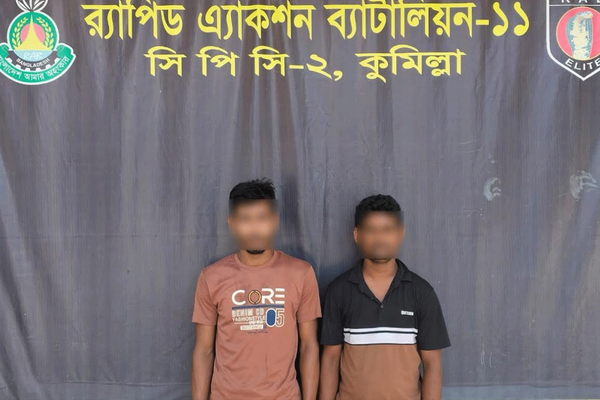 ভারত থেকে অস্ত্র-মাদক আনেন তারা, একজনের নামে ১৮ ও অন্যজনের ৭ মামলা