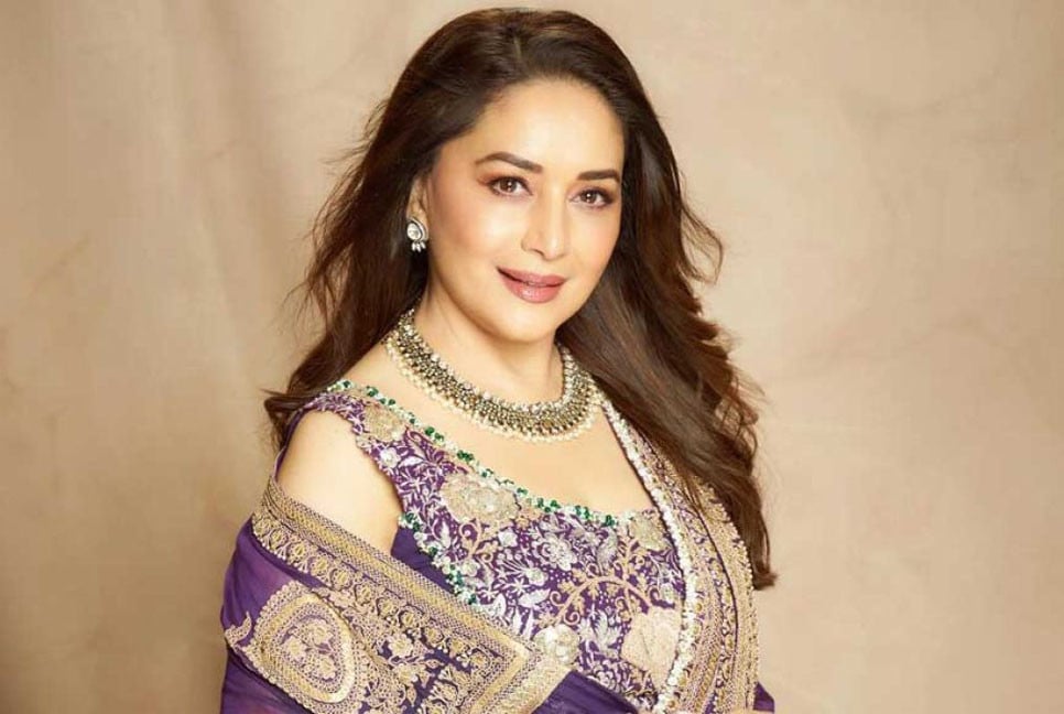 'অশ্লীল' তকমা দিয়ে নিষিদ্ধ করা হয় মাধুরীর গান
