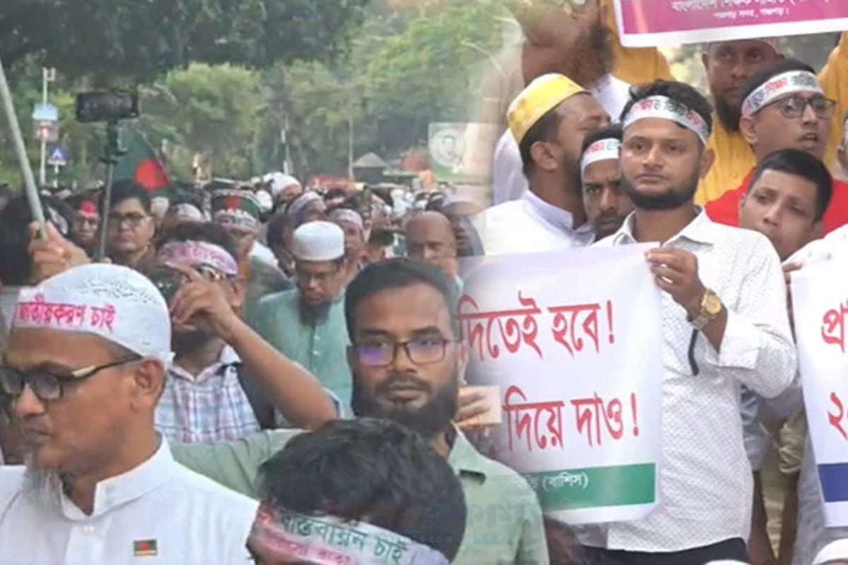 যমুনা ঘেরাওয়ের হুঁশিয়ারি দিয়ে শাহবাগ ছাড়লেন শিক্ষকরা