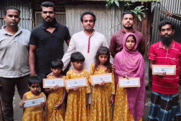 দরিদ্র ভ্যানচালকের ৬ মেয়ের শিক্ষার দায়িত্ব নিলো ছাত্রদল