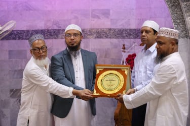 ‘অর্থনীতি শুধু ধনীদের স্বার্থ রক্ষার্থে ব্যবহৃত হলে সত্যিকারের ইনসাফ প্রতিষ্ঠা হবে না’