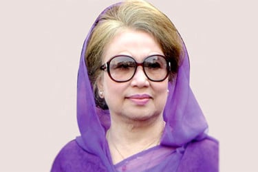 চিকিৎসকদের পরামর্শে হাসপাতালে ভর্তি খালেদা জিয়া