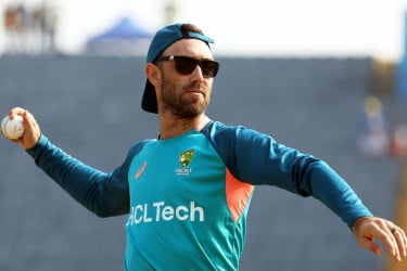 কোচিংয়ে নাম লেখালেন গ্লেন ম্যাক্সওয়েল