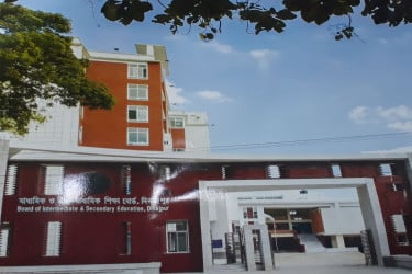 দিনাজপুর বোর্ডে কমেছে পাসের হার ও জিপিএ-৫