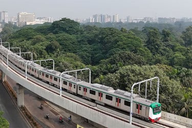 মেট্রোরেল চলাচলের নতুন সময়সূচি প্রকাশ