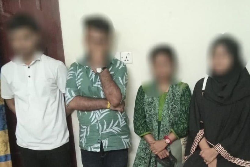 সিলেটে আবাসিক হোটেল থেকে চার তরুণ-তরুণী আটক