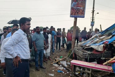 কুয়াকাটায় অবৈধ স্থাপনা উচ্ছেদ