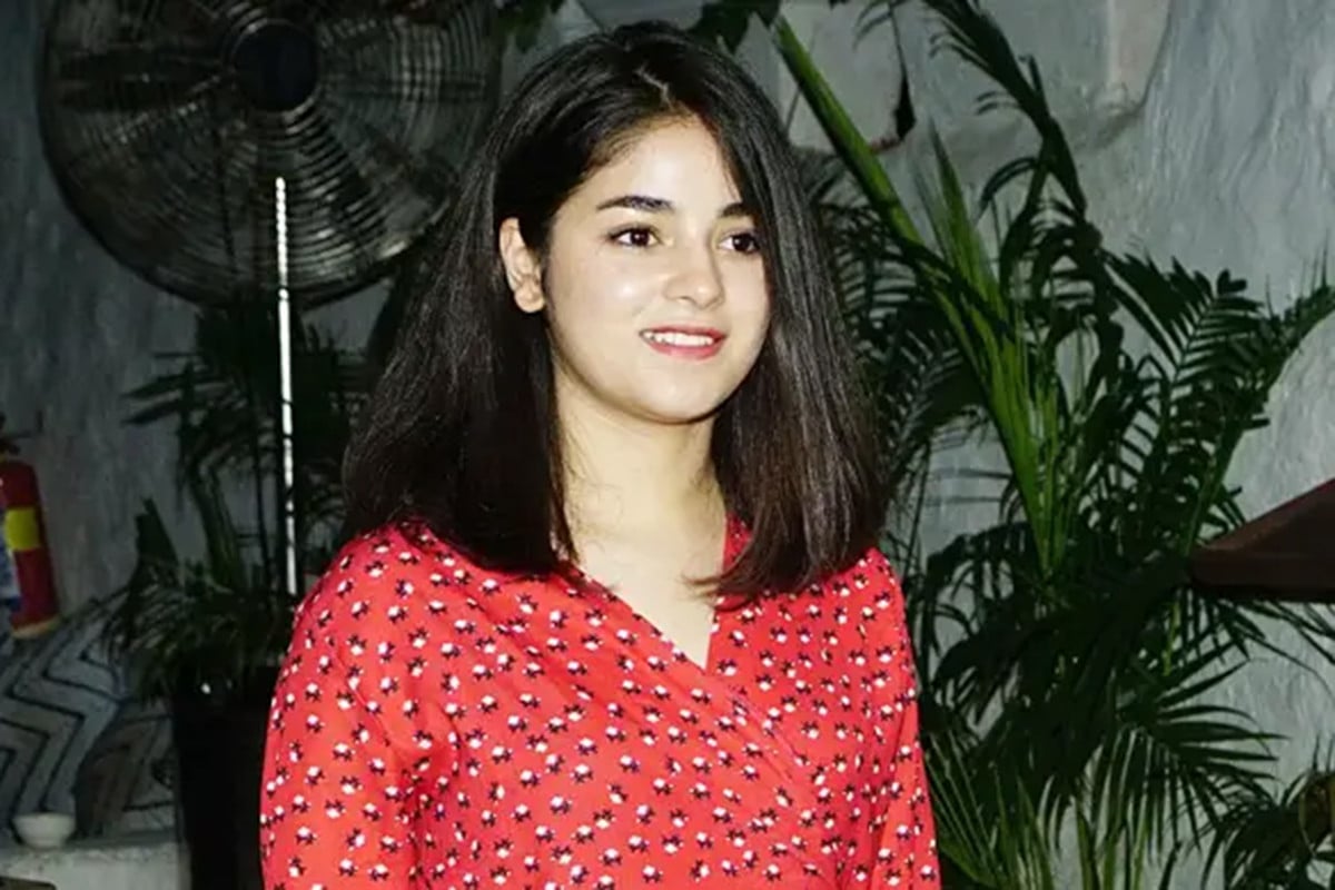 হঠাৎ বিয়ে করে চমকে দিলেন ‘দঙ্গল’ খ্যাত জায়রা ওয়াসিম