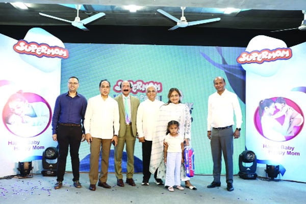 স্কয়ারে ‘সুপারমম সুপার প্যান্টস’ ডায়াপারের উদ্বোধন