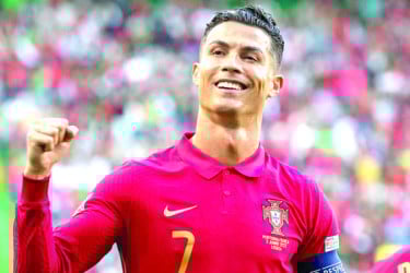 আয়ের শীর্ষে রোনালদো