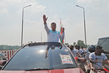 নাগরপুরে বিএনপির ৩১ দফা বাস্তবায়নের জন্য লিফলেট বিতরণ
