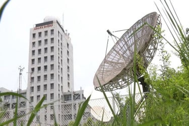 সন্ধ্যার মধ্যে ৬০ কি.মি. বেগে ঝড়ের আভাস