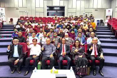 মালয়েশিয়ায় প্রবাসী শিক্ষক-শিক্ষার্থীদের সঙ্গে হাইকমিশনারের মতবিনিময়