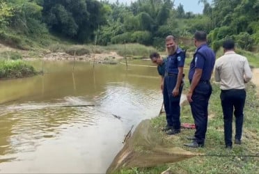 খাগড়াছড়িতে হালদার উজানে অভিযান, ৪০০ মিটার চরঘেরা জাল জব্দ