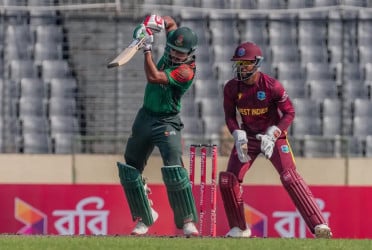 ২০৭ রানে থামল বাংলাদেশ