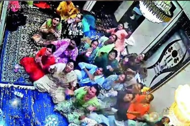 ভারতে ২৪ ট্রান্সজেন্ডার ব্যক্তির গণ-আত্মহত্যার চেষ্টা, নেপথ্যে যা...