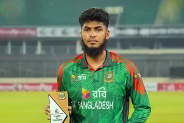 ম্যাচসেরা হয়ে যা বললেন রিশাদ