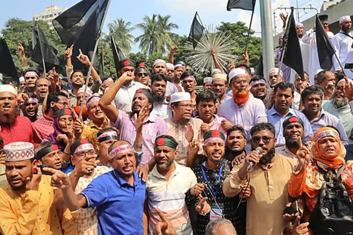 প্রজ্ঞাপন প্রত্যাখ্যান, আন্দোলন অব্যাহত রাখার ঘোষণা শিক্ষকদের