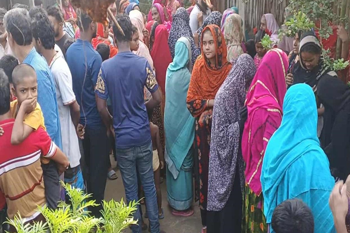 কুষ্টিয়ায় নিজ বাড়িতে ভ্যানচালক খুন
