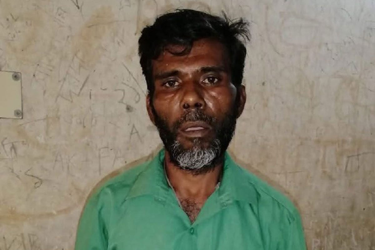 গাঁজাসহ ‘কালা হারুন’ গ্রেফতার