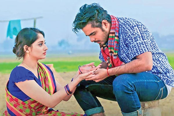 স্থানীয় মেম্বার বললেন টাকা লাগবে না, শুটিং করুন