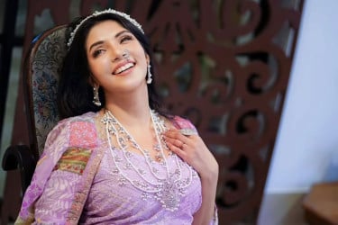 দীর্ঘ বিরতির পর ছোট পর্দায় নওশাবা