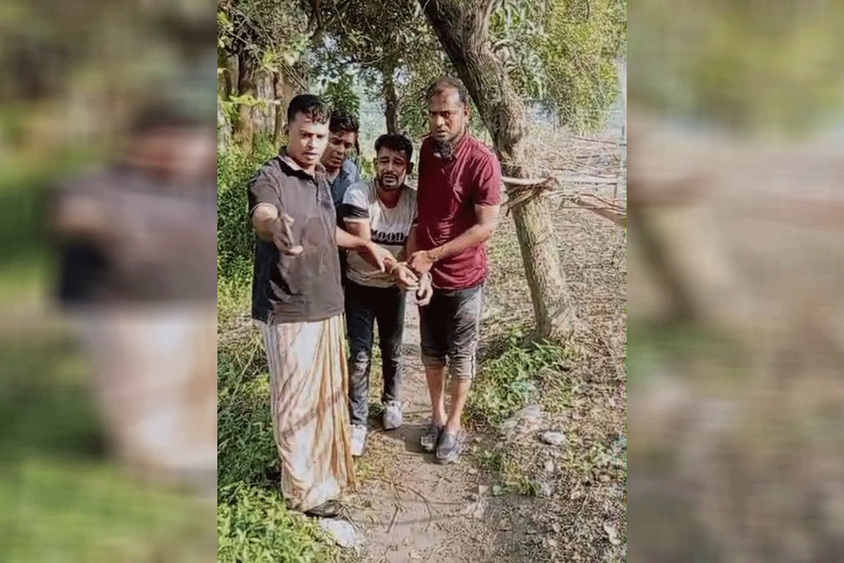 লুঙ্গি পরে এলাকায় ঘোরাফেরা পুলিশের, অবশেষে ধরা কুখ্যাত ডাকাত রাজু