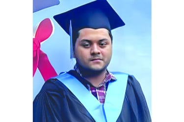 চট্টগ্রামে এবার শিক্ষার্থীর রগ কাটা লাশ