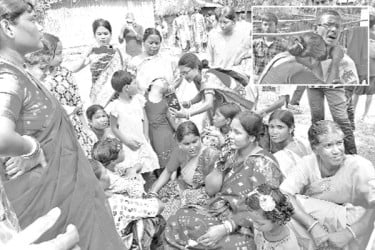 সীমান্তে মিলনমেলা দুই বাংলার মানুষের