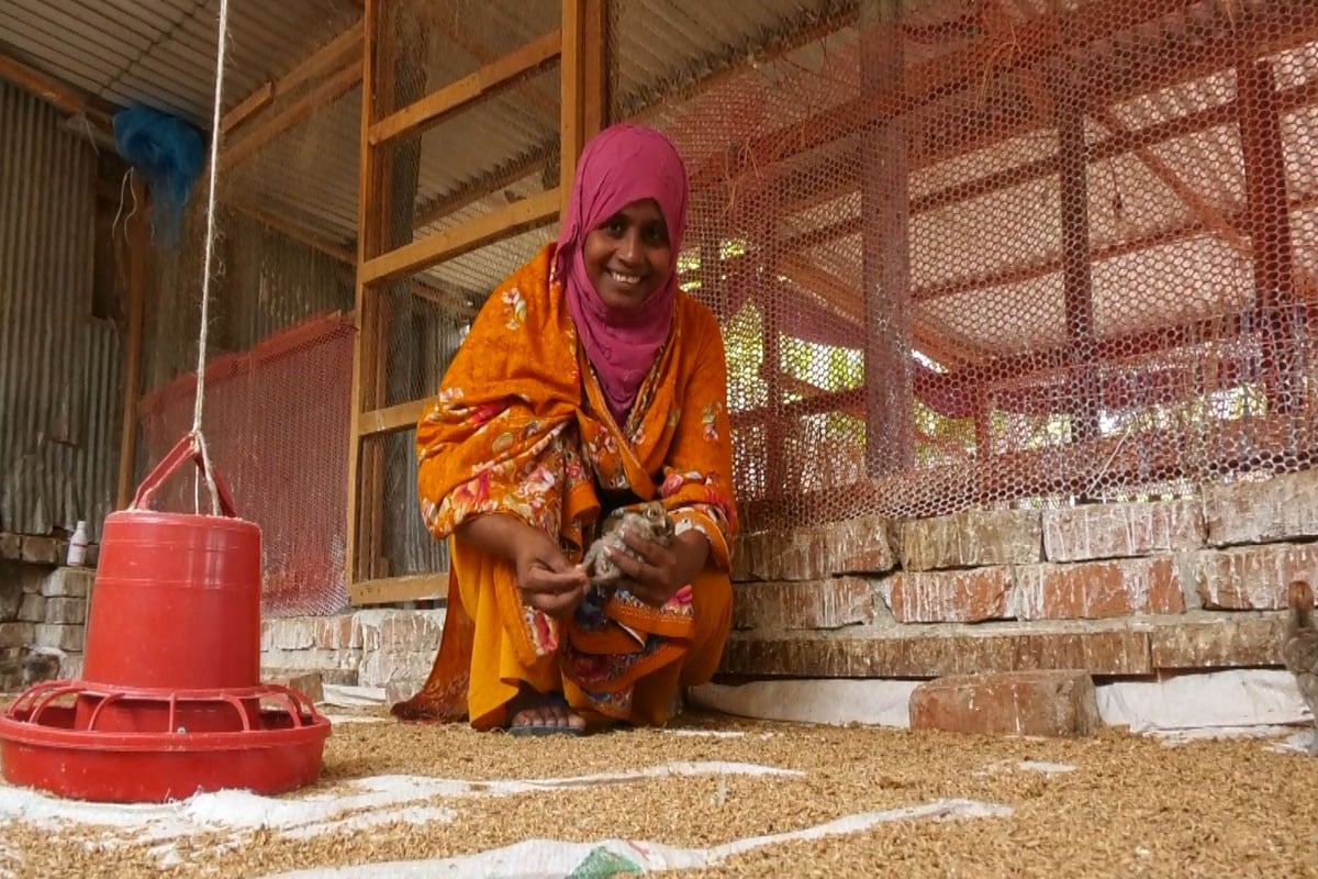 খামার করে স্বাবলম্বী শৈলকুপার খুশি খাতুন