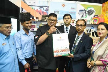 দ্বিতীয়বারের মতো ‘মালাক্কা আন্তর্জাতিক হালাল ফেস্টিভালে’ বাংলাদেশের অংশগ্রহণ