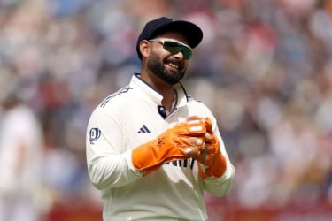 চোট কাটিয়ে মাঠে ফিরছেন রিশাভ পান্ত