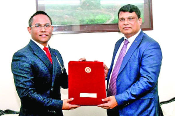ইসোয়াতিনি রাজ্যের অনারারি কনসাল হলেন মোরশেদ চাকলাদার