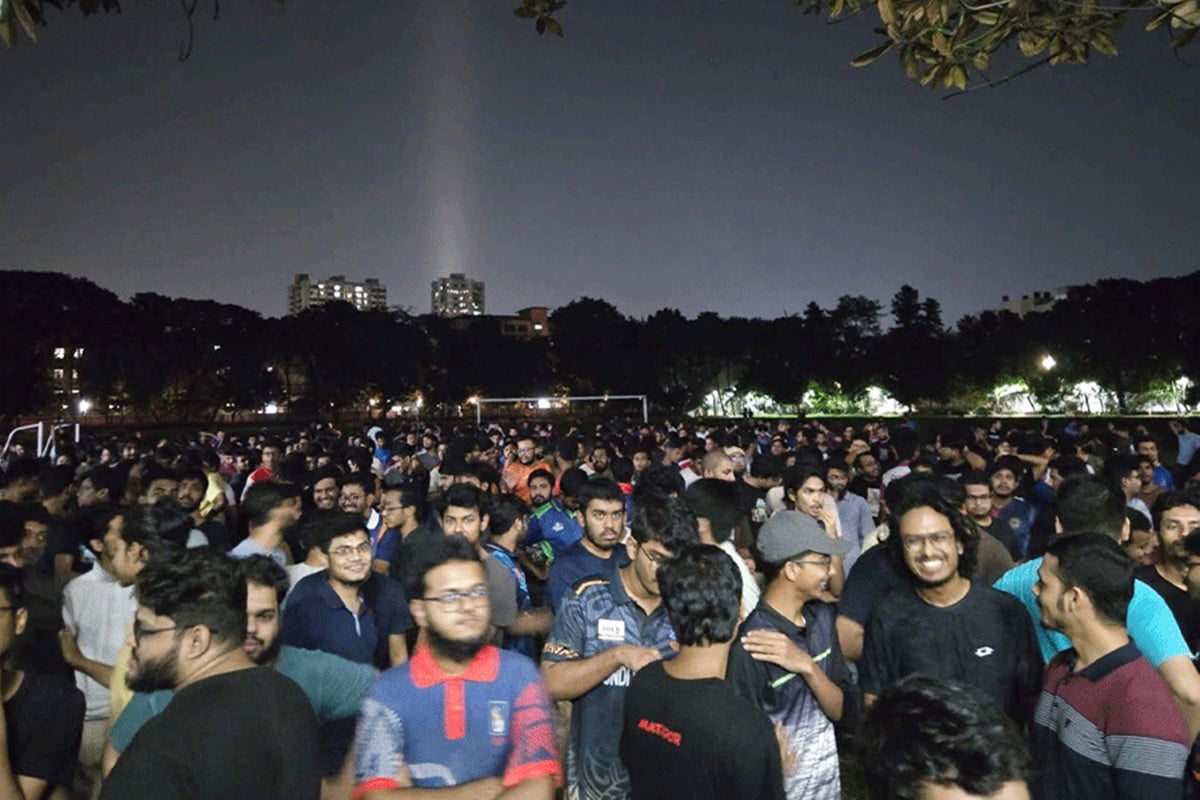 মধ্যরাতে উত্তাল বুয়েট, বিক্ষোভ ঢাবিতেও