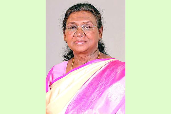 দুর্ঘটনায় ভারতের রাষ্ট্রপতির হেলিকপ্টার