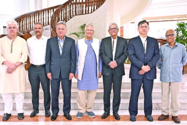 অন্তর্বর্তী হবে তত্ত্বাবধায়ক