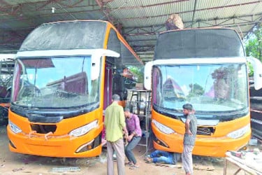 আরামের আড়ালে মারণফাঁদ