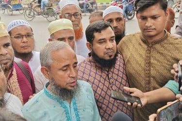 শিক্ষা উপদেষ্টার পদত্যাগ দাবি ইবতেদায়ী শিক্ষকদের, নতুন কর্মসূচি