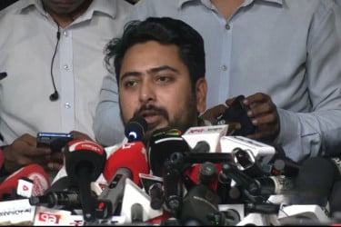 নির্বাচন সুষ্ঠু না হলে দায় সরকারের ওপর আসবে : নাহিদ