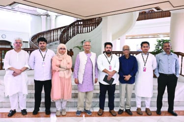 ভাগবাঁটোয়ারায় উপদেষ্টারা বলল এনসিপি