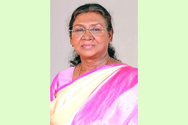 দুর্ঘটনায় ভারতের রাষ্ট্রপতির হেলিকপ্টার